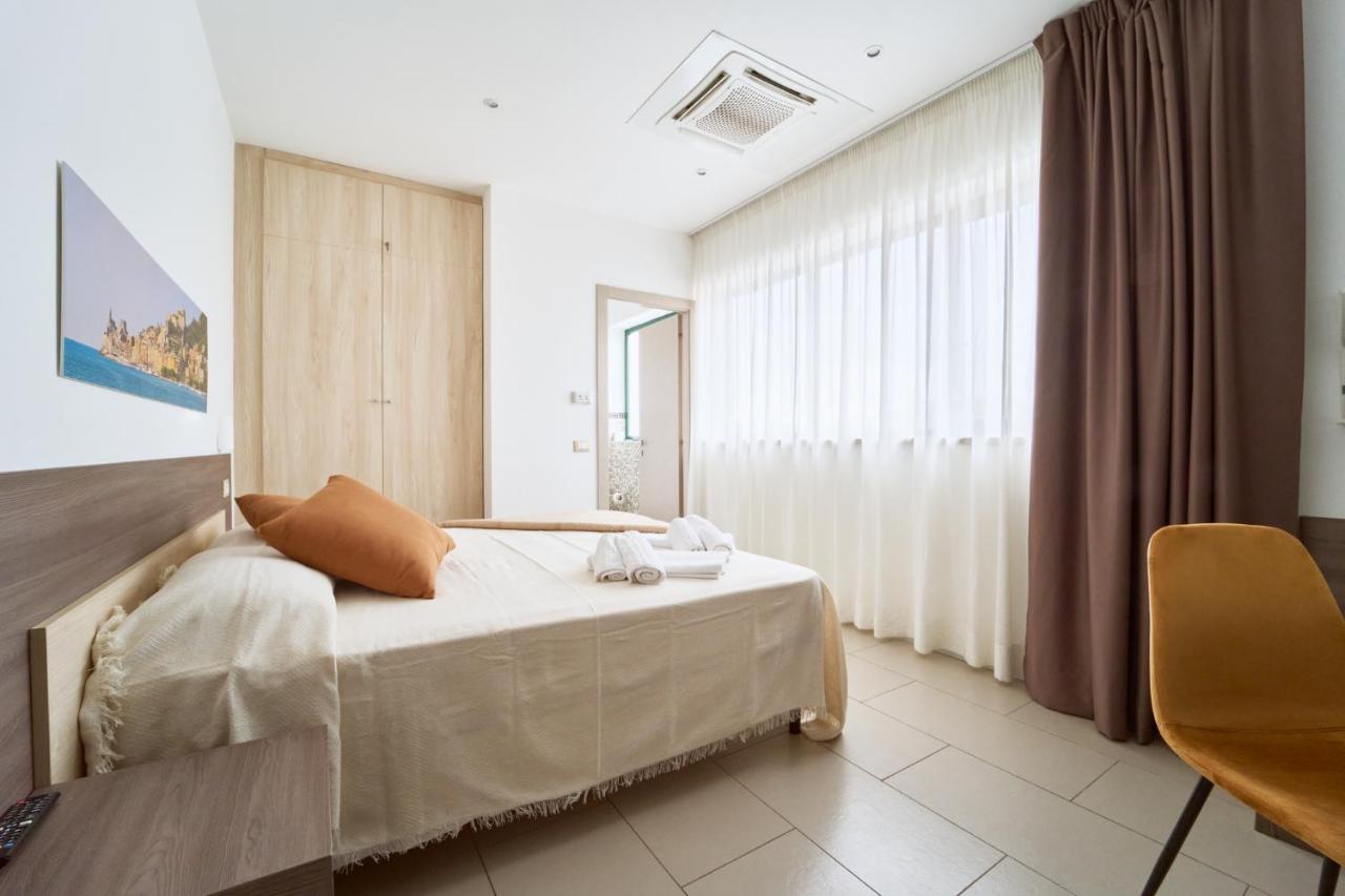 Firmafede Guest House Sarzana Kültér fotó